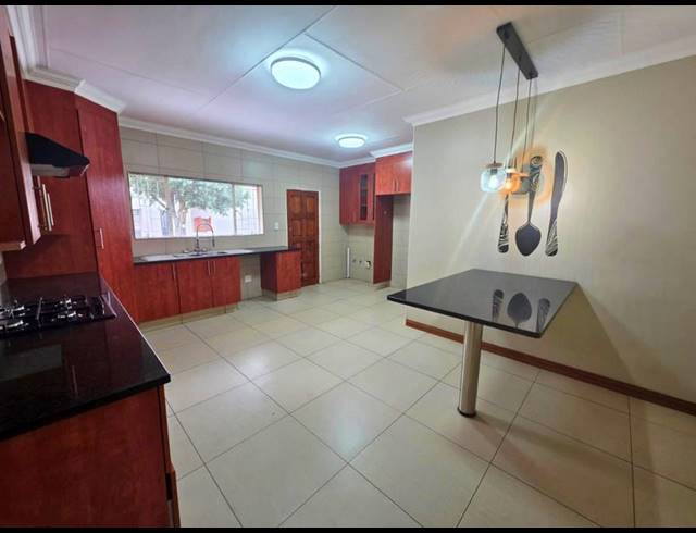 3 BEDROOM PROPERTY TO RENT IN NIMRODPARK